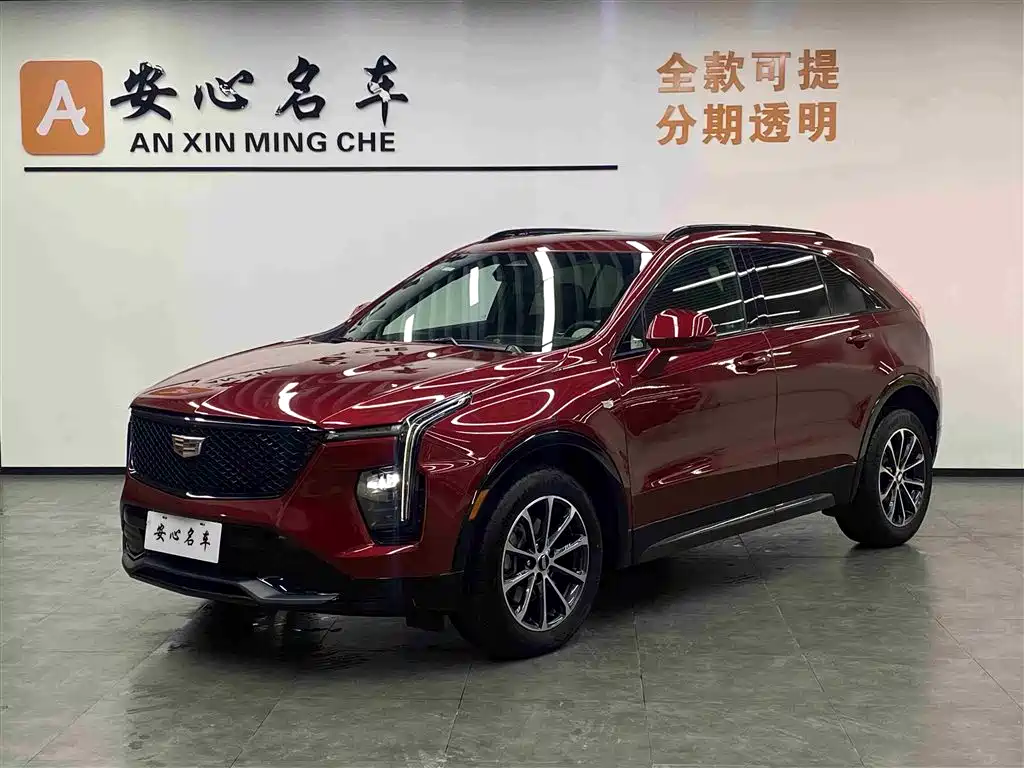 CADILLAC XT4