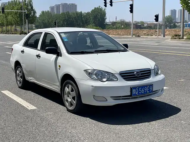 BYD F3