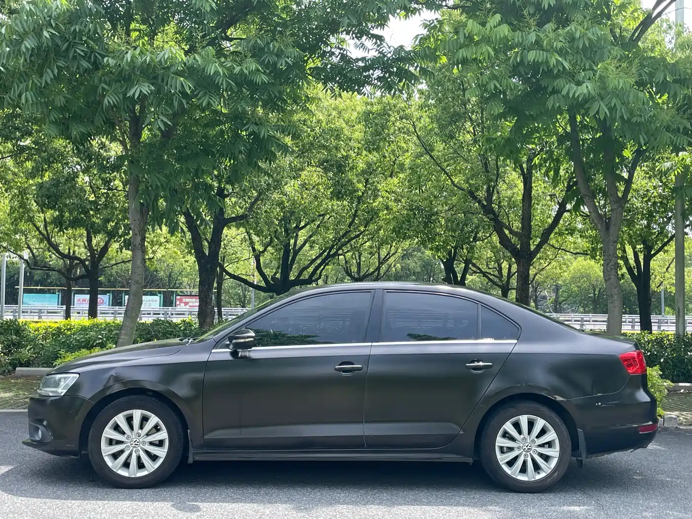 Volkswagen Sagitar 2014 1.4TSI Automatic Luxury фото 10