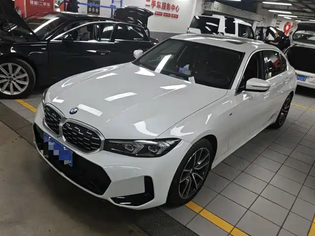 BMW 3 Series 2024