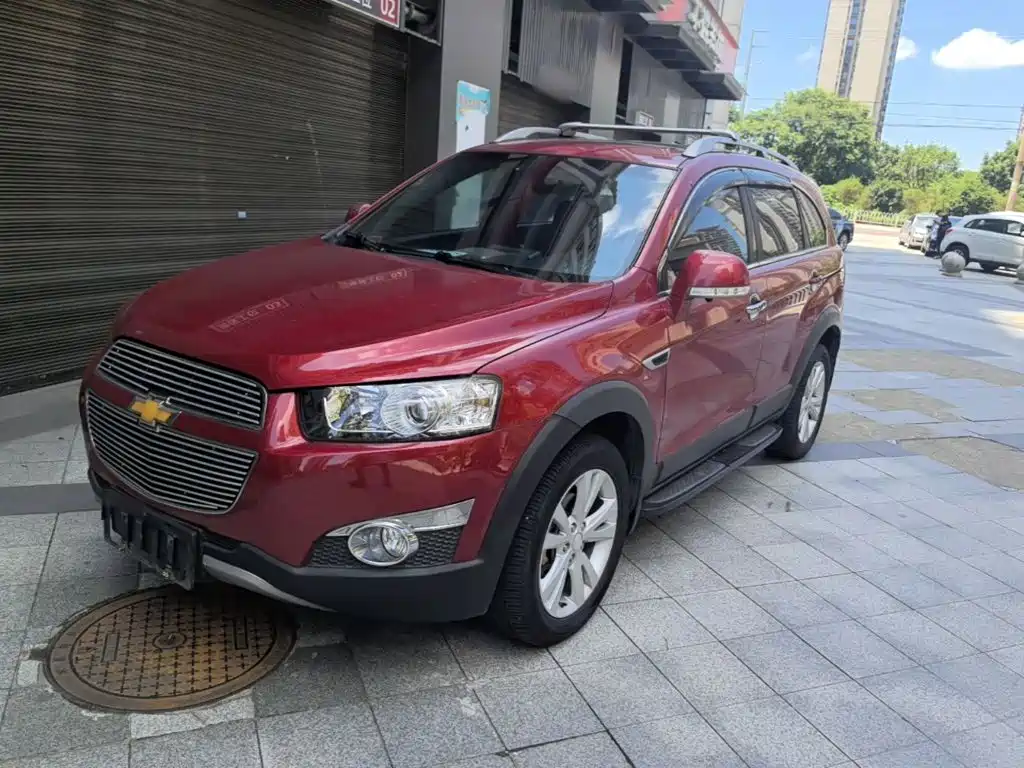Chevrolet Captiva 2014 2014 2.4L 2WD Urban 7-seater