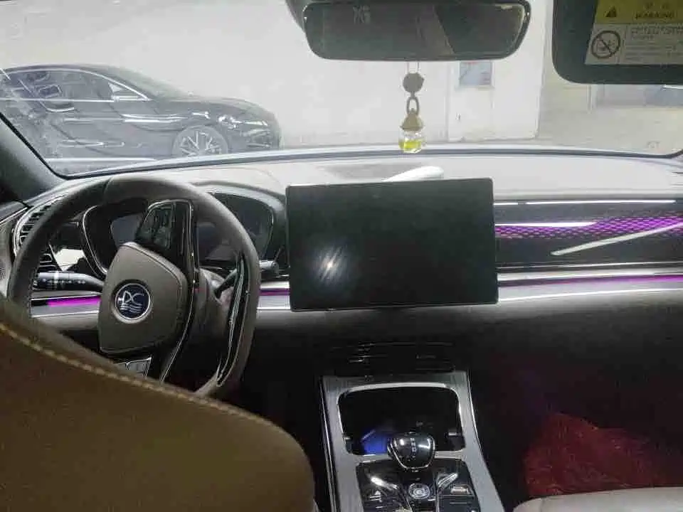 BYD Han 2022 DM-i 121KM Premium Edition фото 2