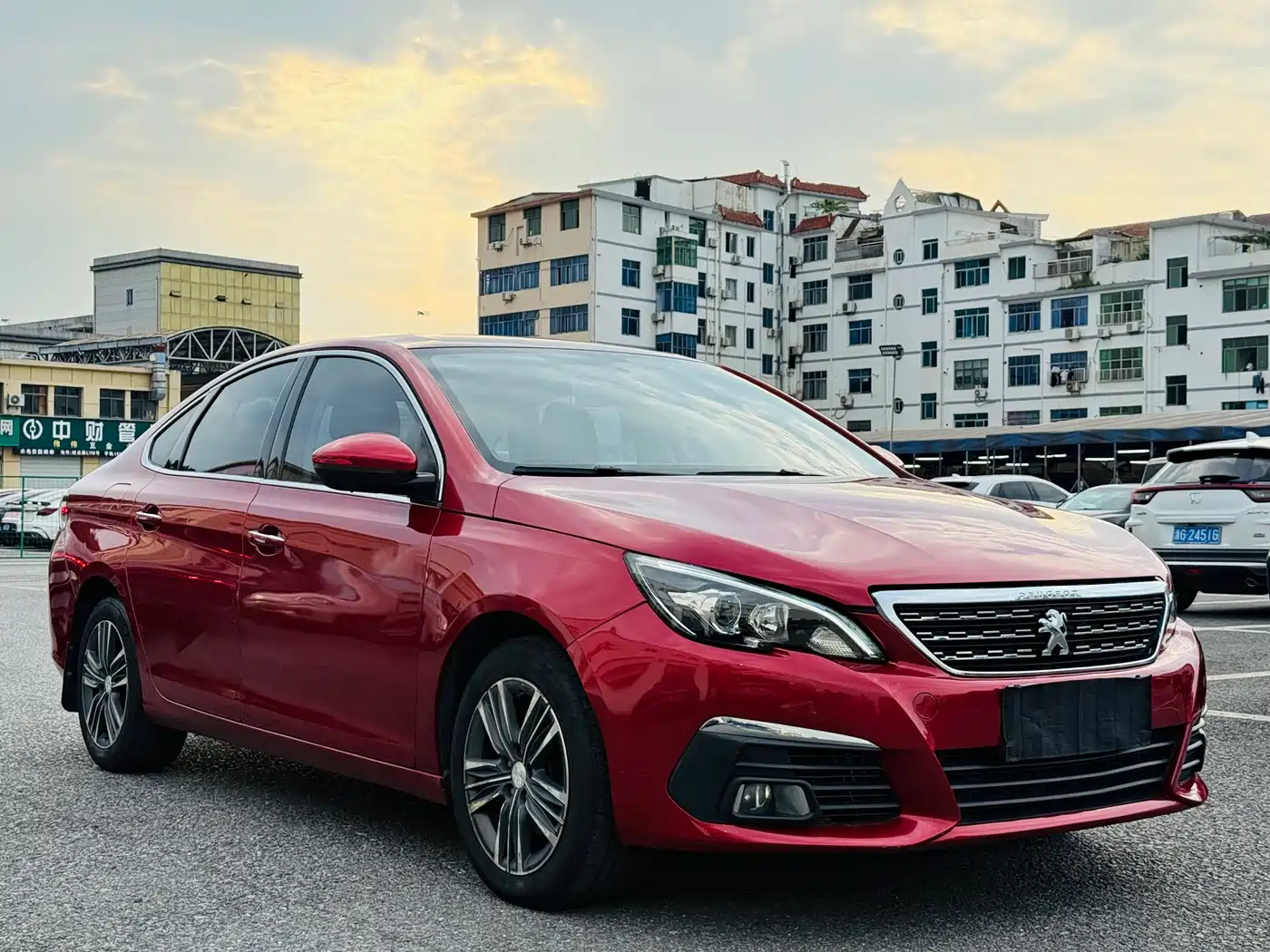 Peugeot 308 2016 1.6L Automatic Luxury фото 3