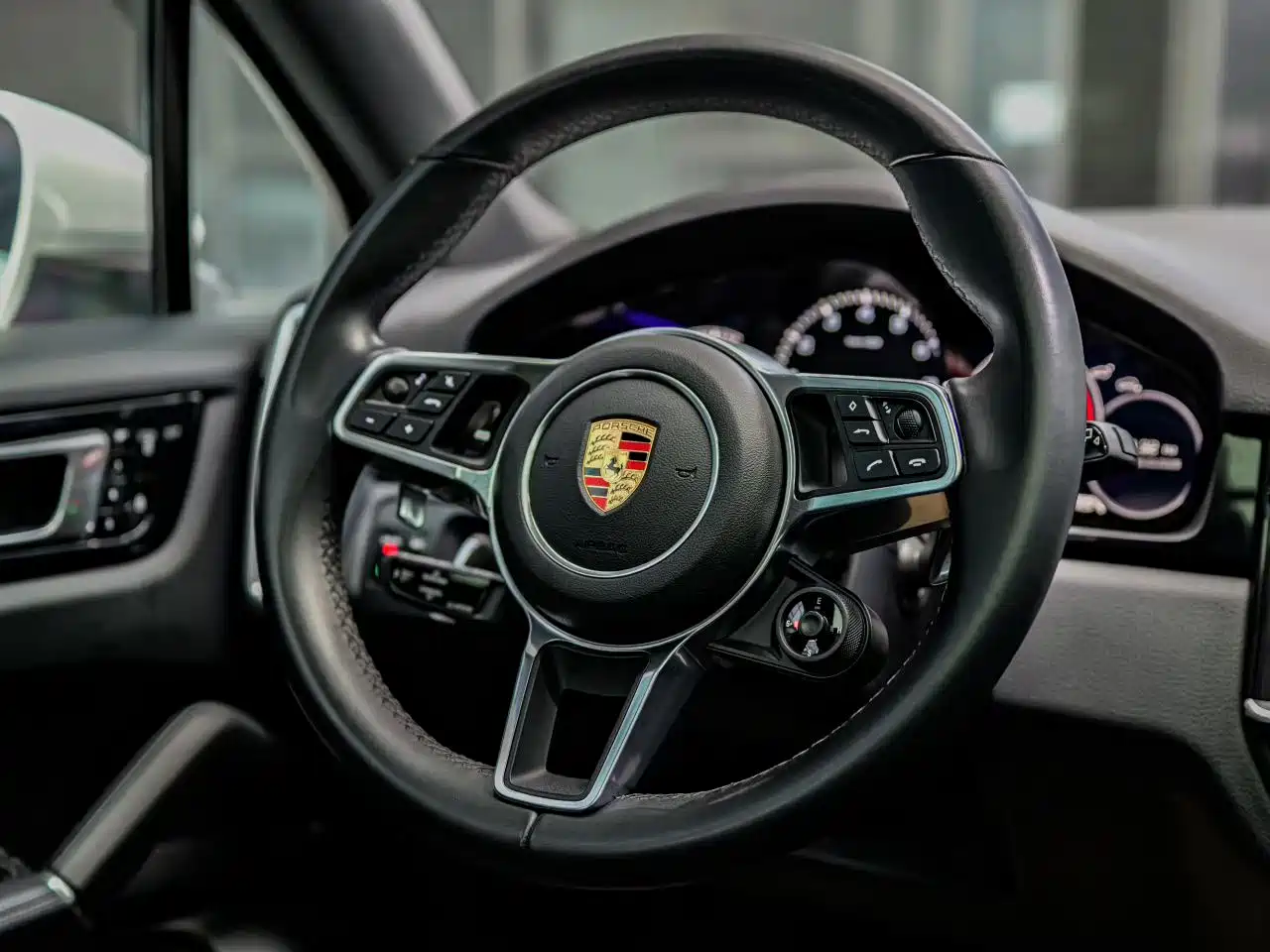 PORSCHE CAYENNE NEW ENERGY