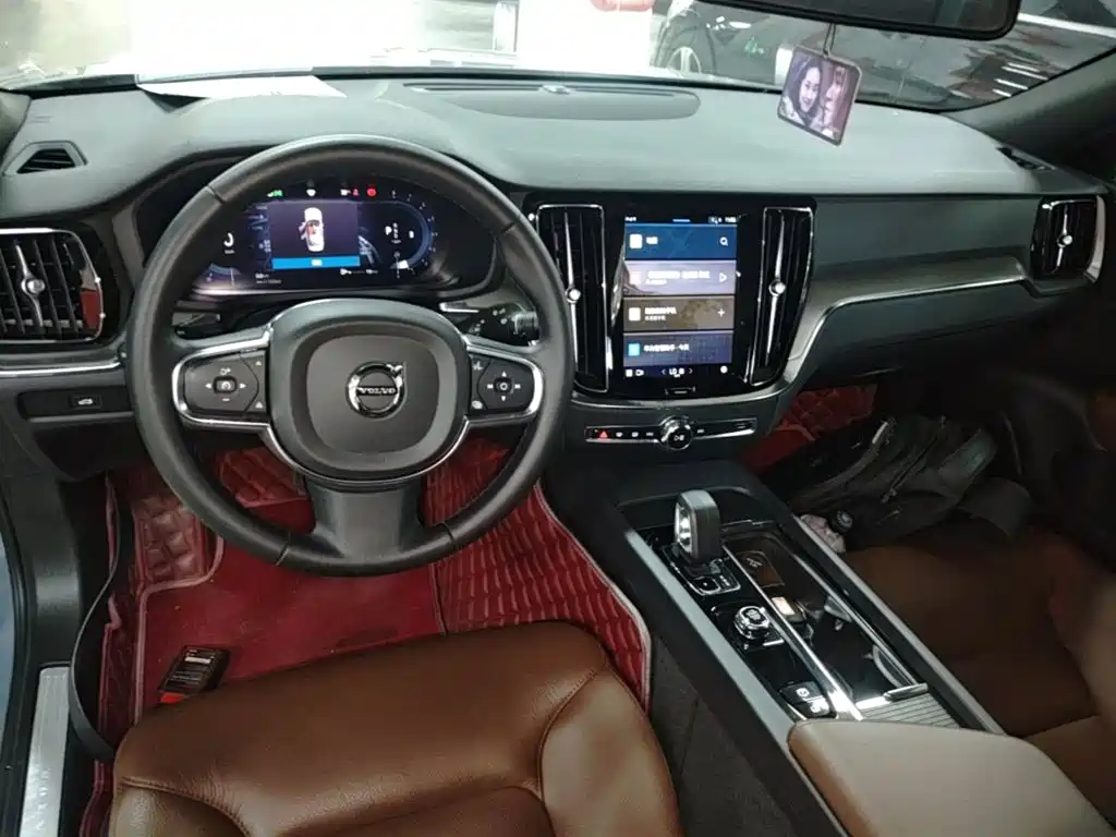 Volvo S60 2024 2024 B4 Elegance Luxury Edition