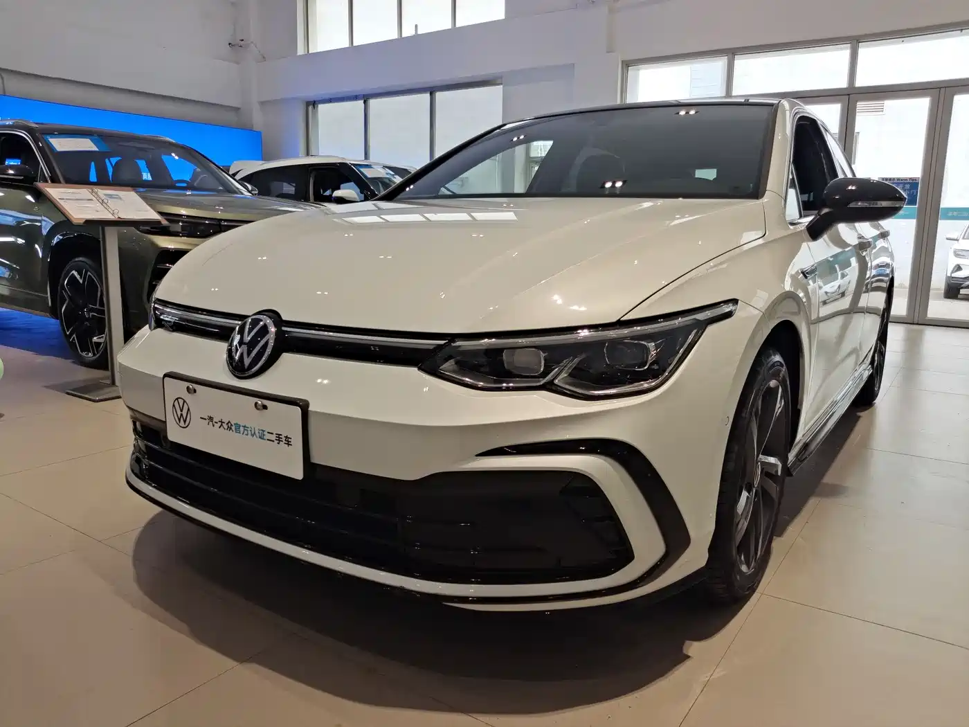 Volkswagen Golf 2023 Facelift 280TSI DSG R-Line Lite