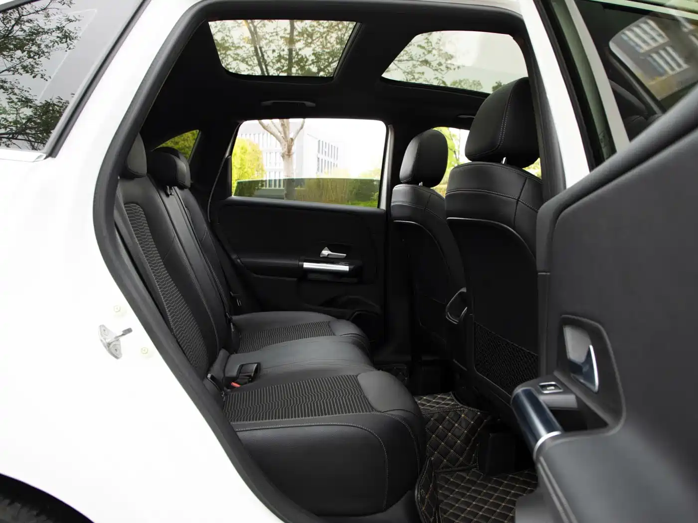 MERCEDES-BENZ B CLASS