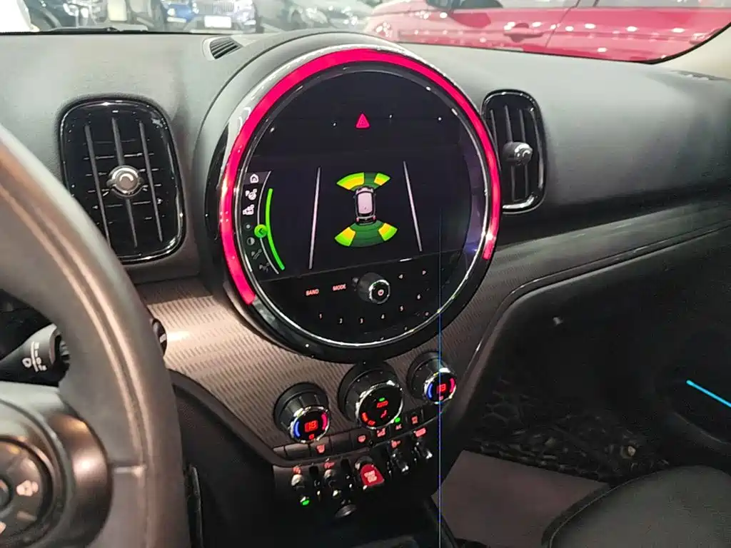 Photo 13 - MINI COUNTRYMAN