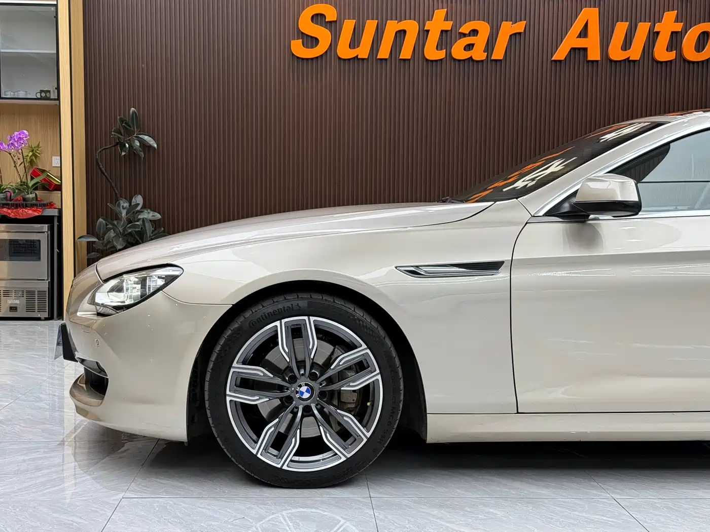 BMW 6 Series 2012 650i Coupe фото 5