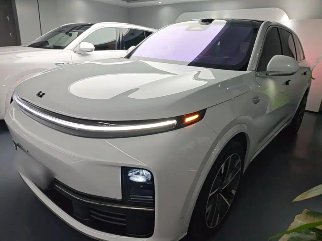 Li Auto L7 2025