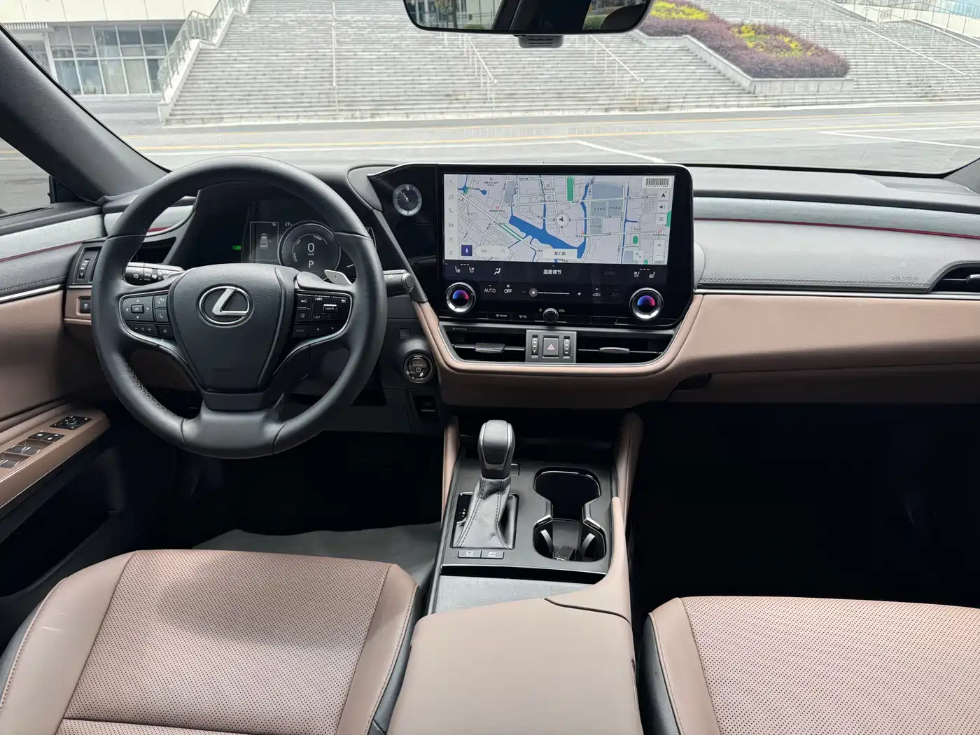 Lexus ES 2026 2025 300h Ultimate Edition