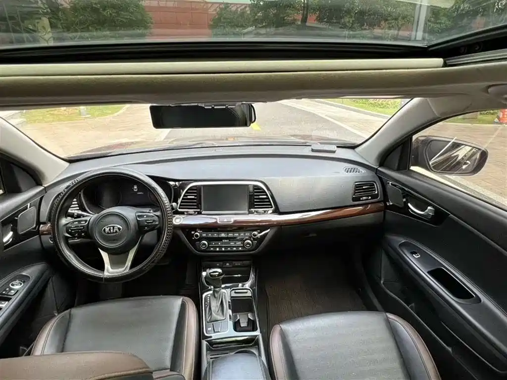 Kia Kaishen 2017 1.8L Automatic GLS фото 4