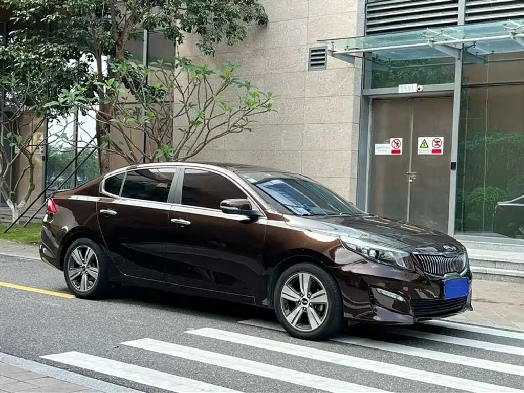 Kia Kaishen 2017 1.8L Automatic GLS фото 3