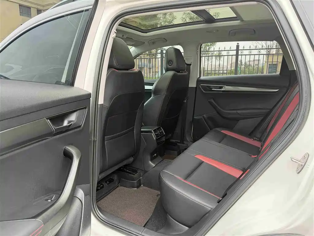 Škoda Karoq 2022 Facelift TSI280 Luxury Edition фото 7