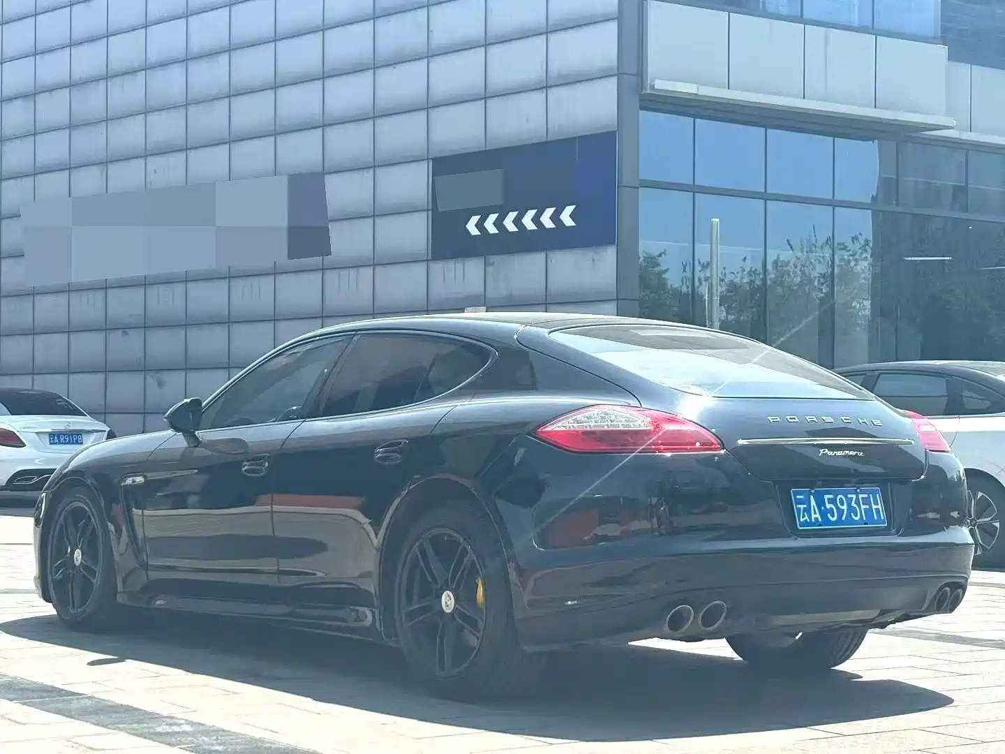 Photo 7 - Porsche Panamera