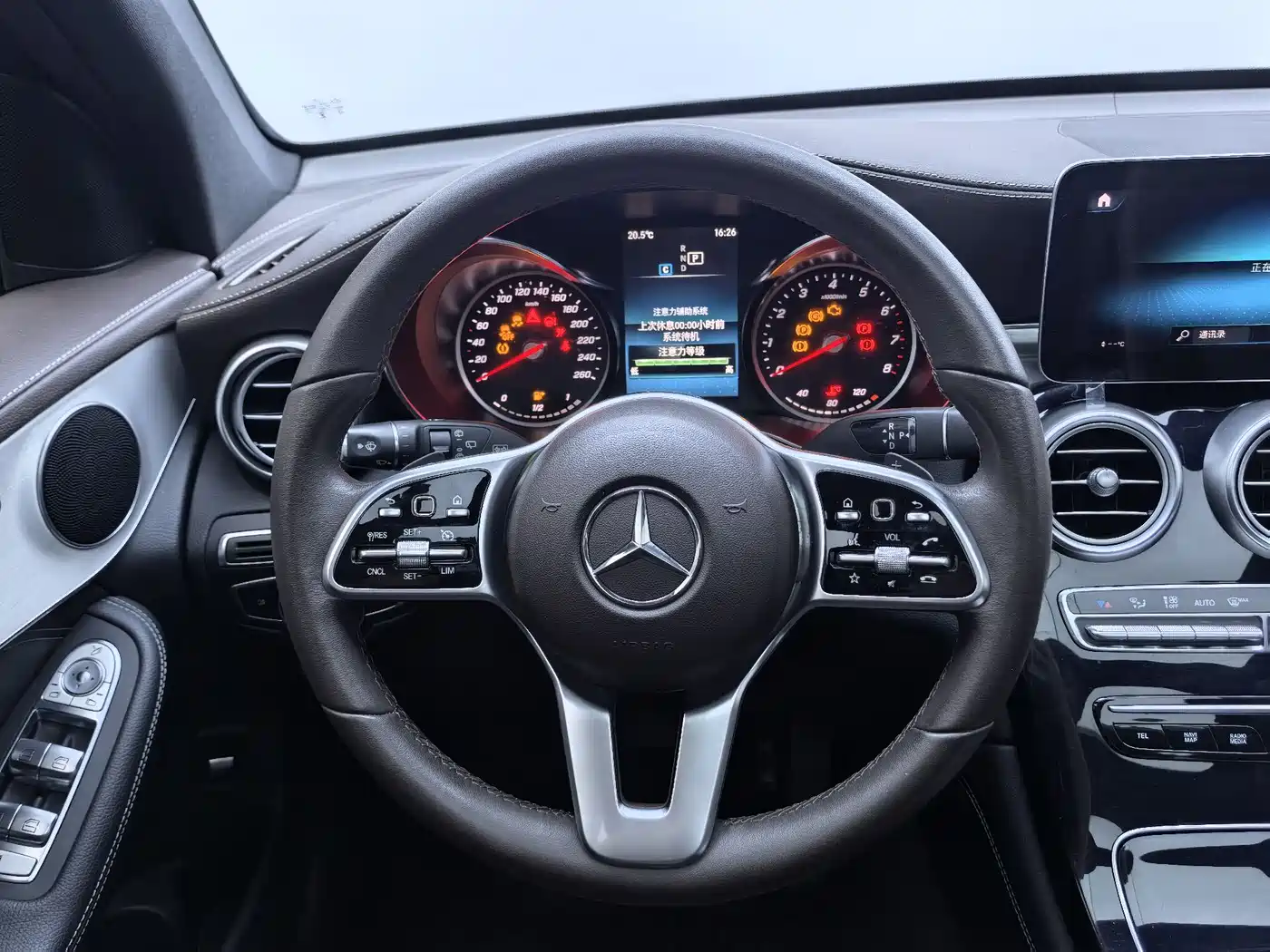 Mercedes-Benz GLC 2020 GLC 260 L 4MATIC Dynamic фото 8