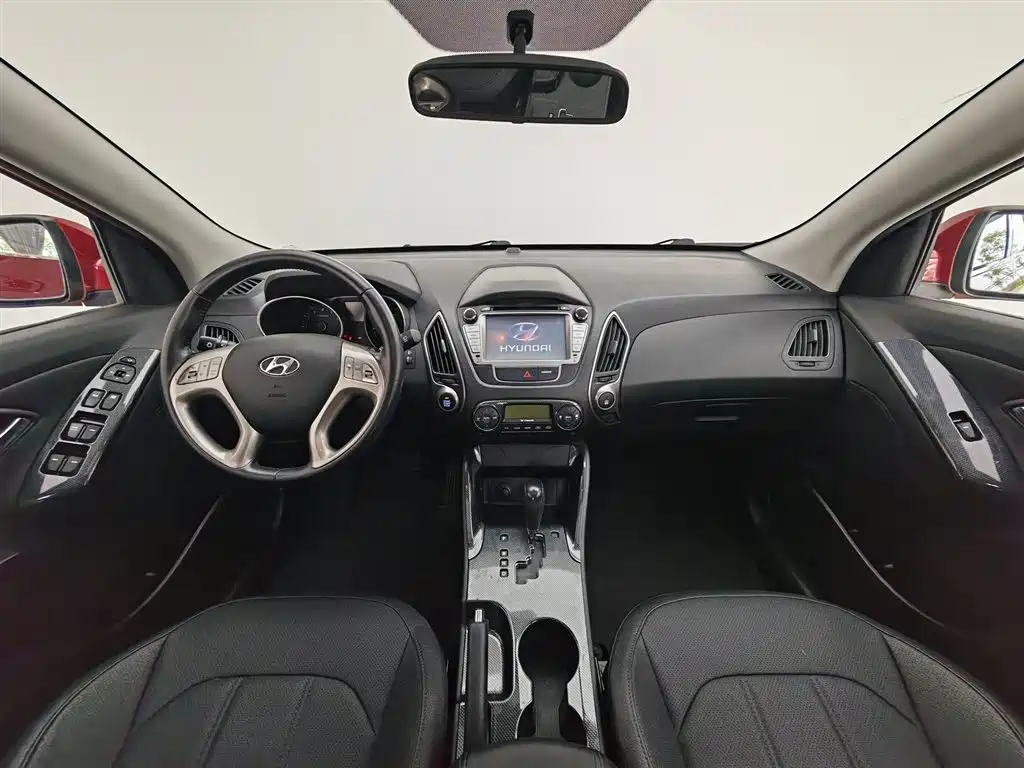 Hyundai Beijing Hyundai ix35 2013 2.0L Auto 2WD Smart GLS China IV фото 5