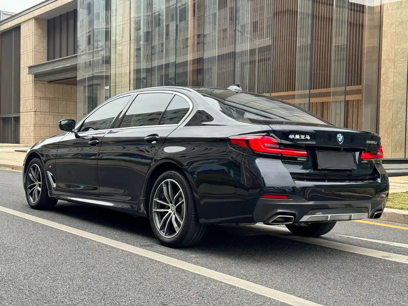 BMW 5 Series 2022 Facelift 525Li M Sport Package фото 6