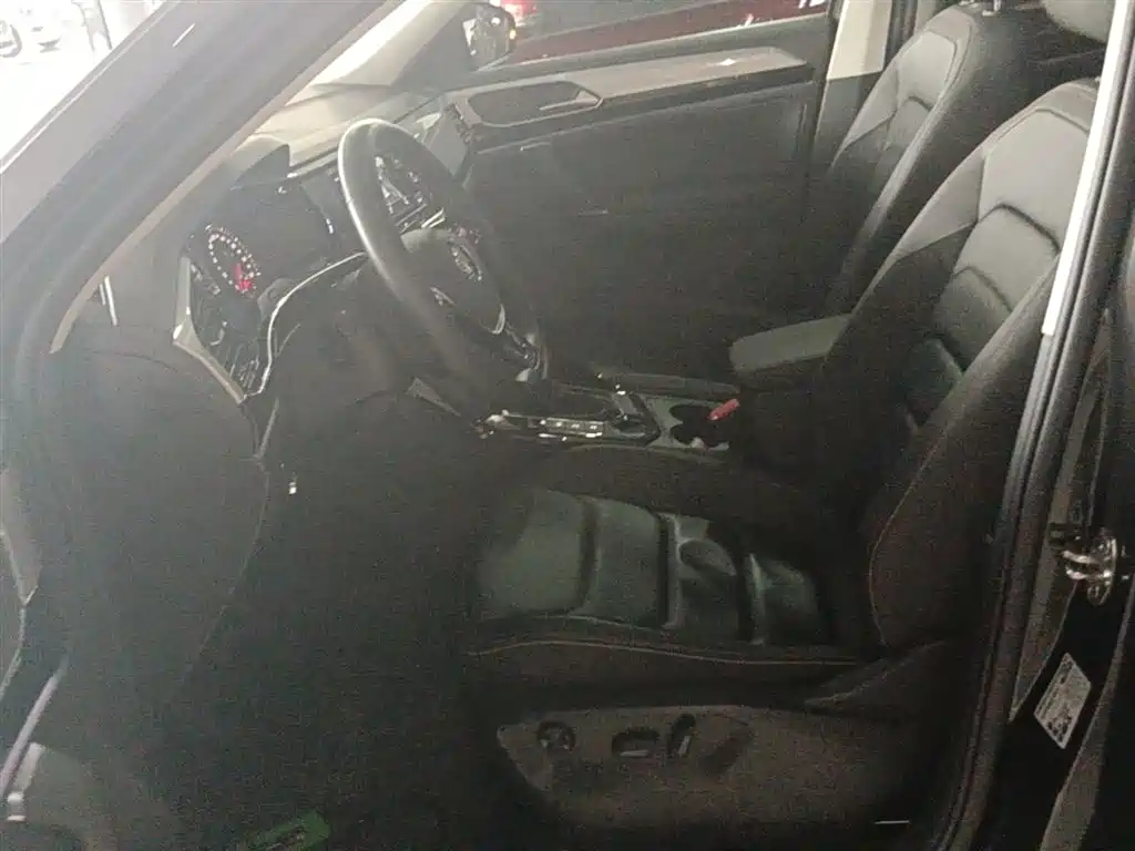 Volkswagen Tayron 2019 330TSI 2WD Luxury China V фото 15
