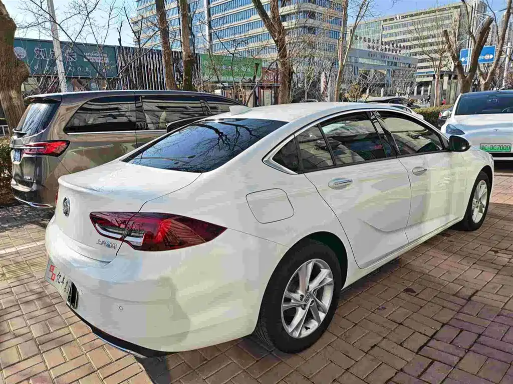 BUICK REGAL
