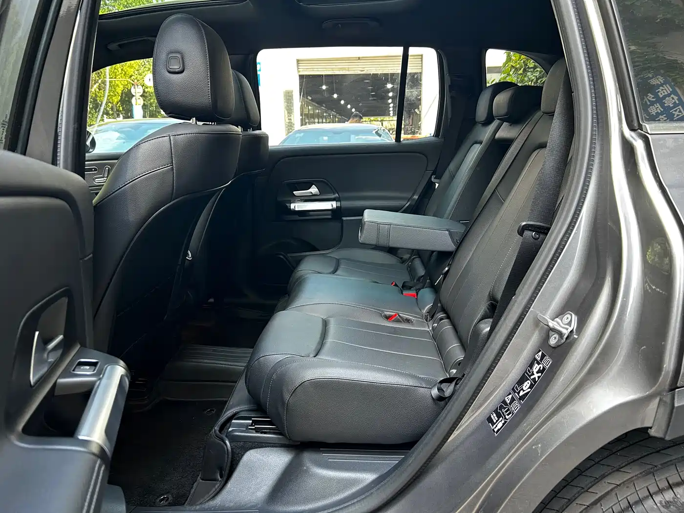 Mercedes-Benz GLB 2023 GLB 220 4MATIC фото 7