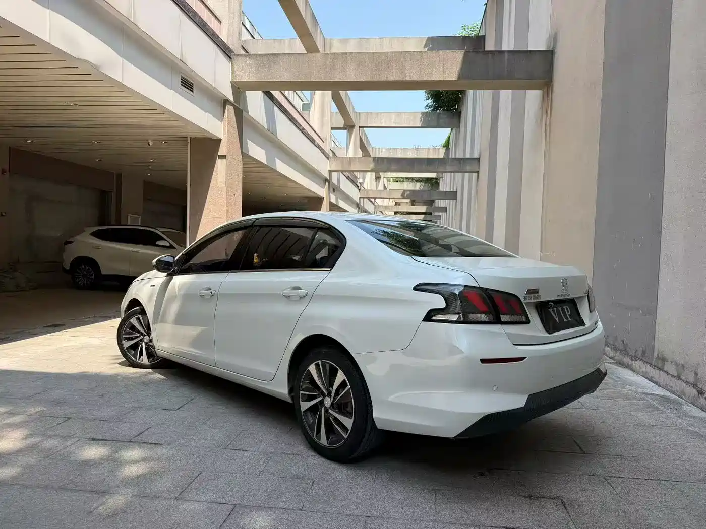Peugeot 408 2019 350THP Automatic Luxury Edition China V фото 9