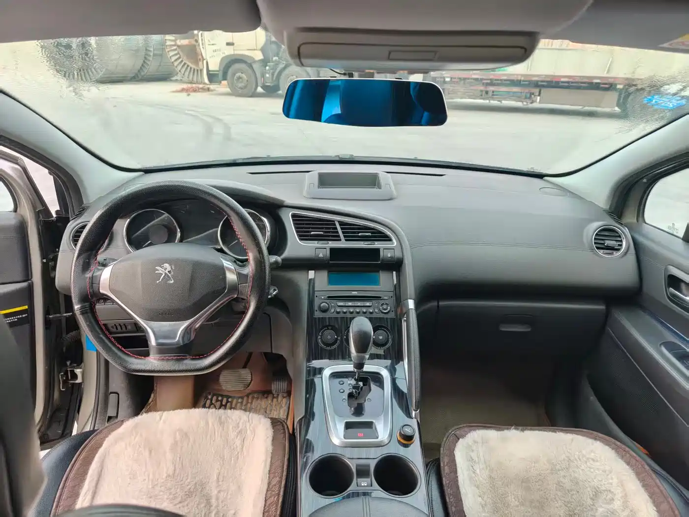 Peugeot 3008 2015 2.0L Automatic Trend Edition фото 4