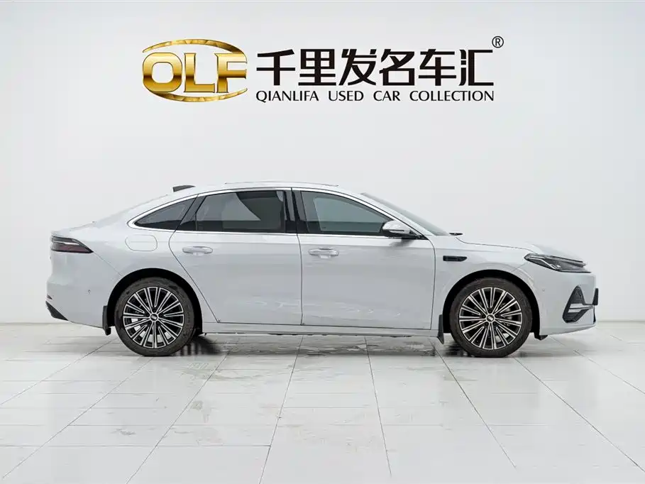 Geely Galaxy Galaxy A7 2025 EM-i фото 8
