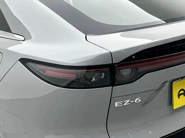 Mazda EZ-6 2025 2024 Extended Range 200 Premium Edition