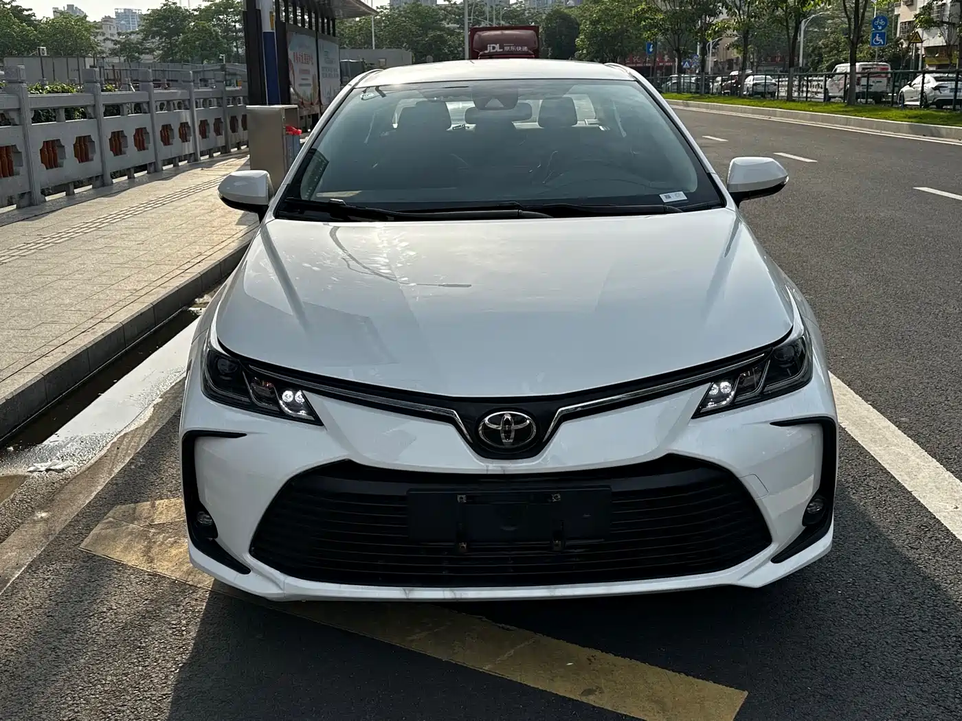 Toyota Corolla 2023 1.2T Pioneer Edition фото 2