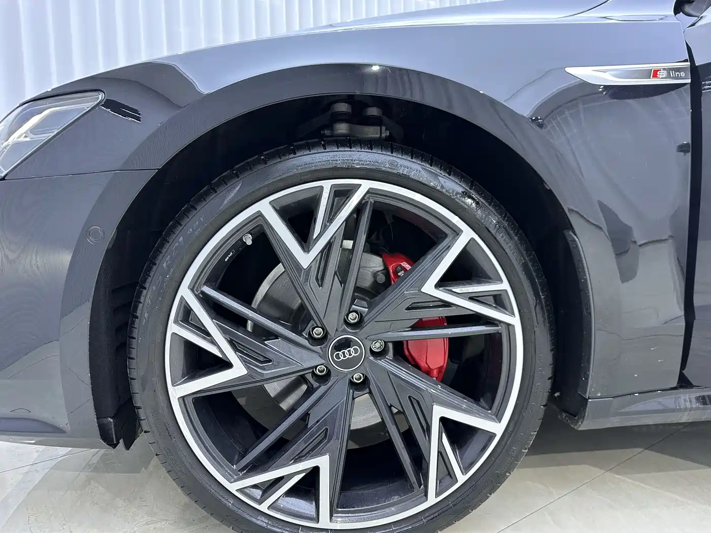 AUDI A7L