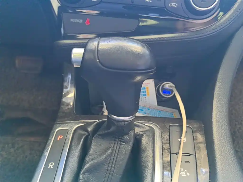 Kia K5 2014 2.0L Automatic LUXURY фото 14