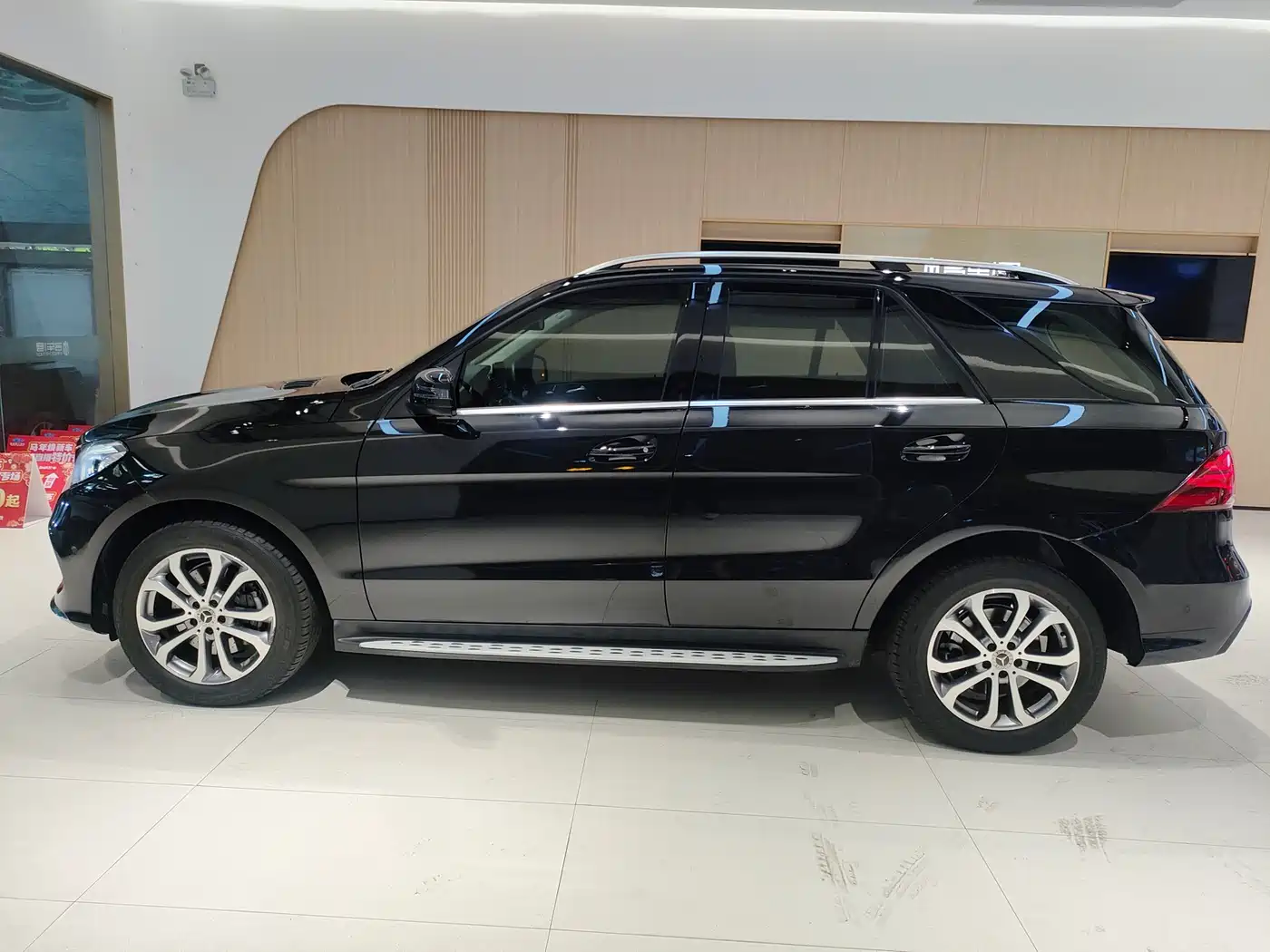 Mercedes-Benz GLE 2017 GLE 320 4MATIC Dynamic фото 4