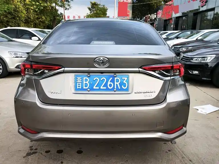 Toyota Corolla 2019 1.2T S-CVT GL-i Elite Edition фото 3