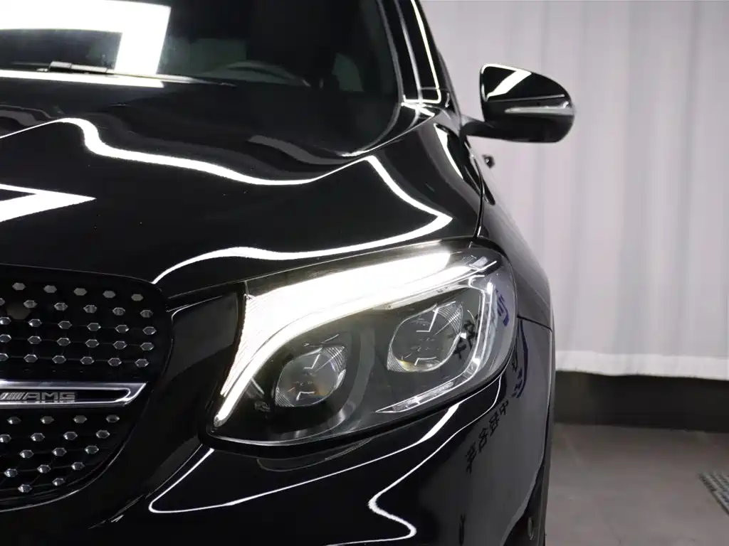 Mercedes-Benz GLC AMG 2017 AMG GLC 43 4MATIC фото 23