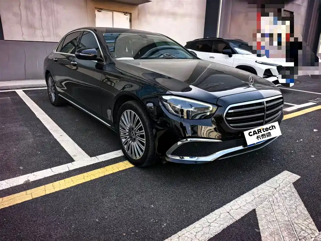  E CLASS