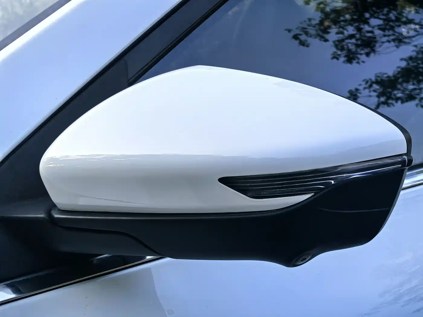 GEELY AUTOMOBILE BINRUI