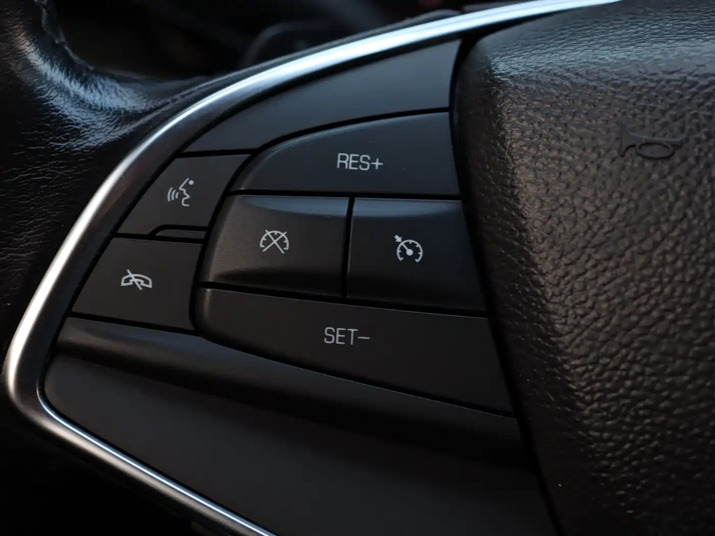Cadillac XT5 2016 25T Luxury Model фото 21