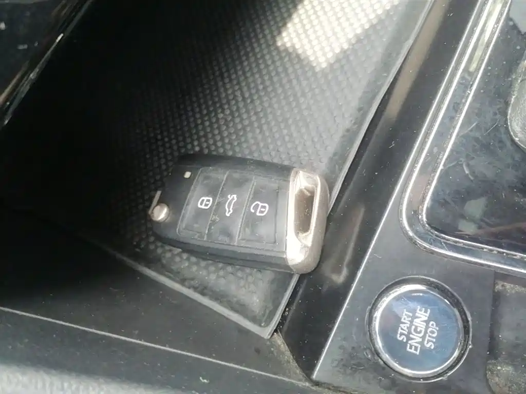 Volkswagen Bora 2020 1.5L Automatic Comfort фото 9