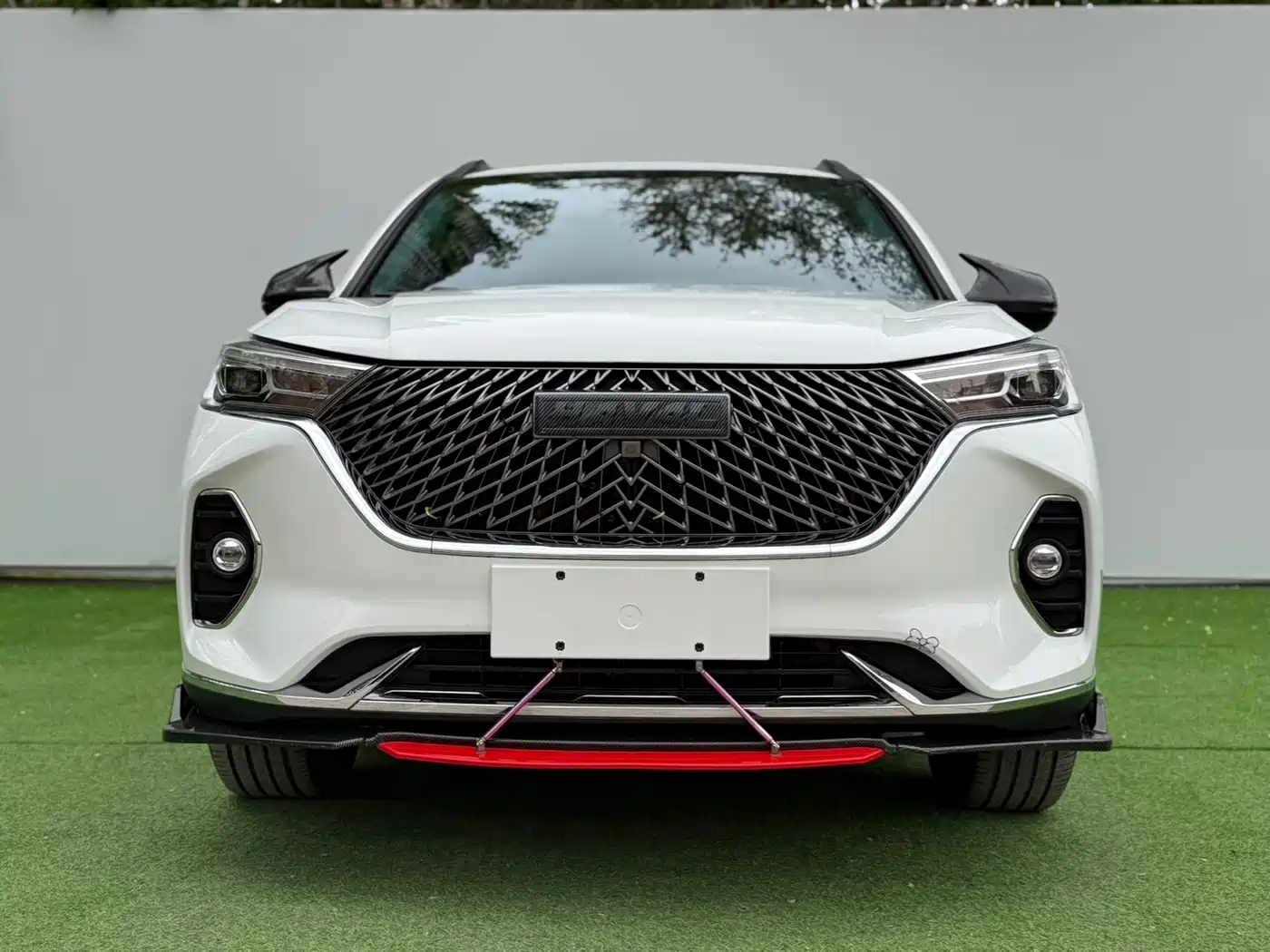 Haval M6 2023 PLUS 1.5T DCT Luxury Smart Connect фото 2