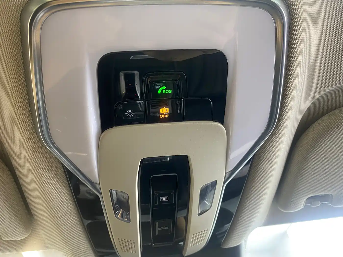 Hongqi H5 2025 1.5T DCT Flag Rhythm 500,000 Units Memorial Edition фото 13
