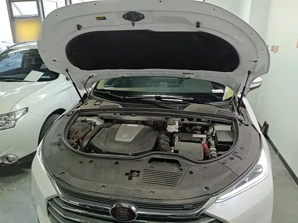 BYD TANG
