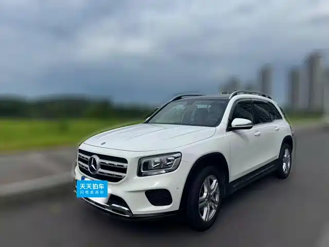 Mercedes-Benz GLB 2021