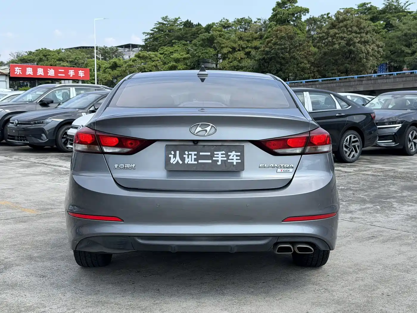 Hyundai Elantra 2018 1.4T DCT Dynamic·Vitality Model фото 12