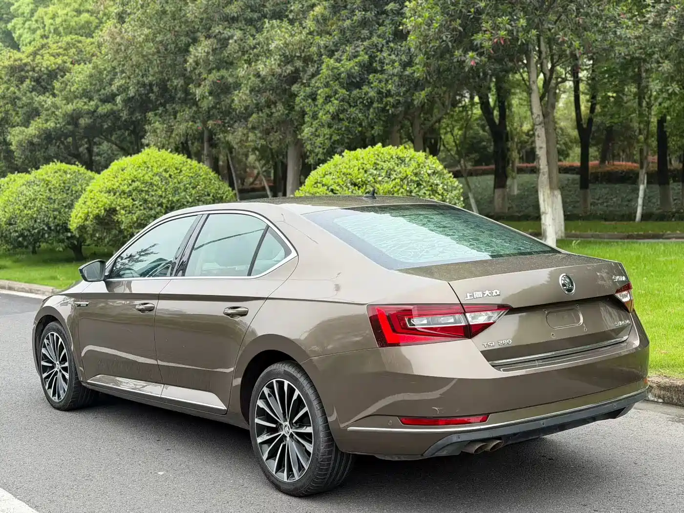 Škoda Superb 2016 TSI280 DSG Smart Drive фото 9