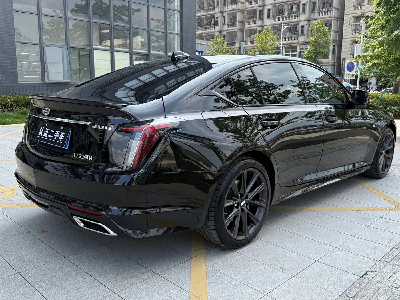 CADILLAC CT5