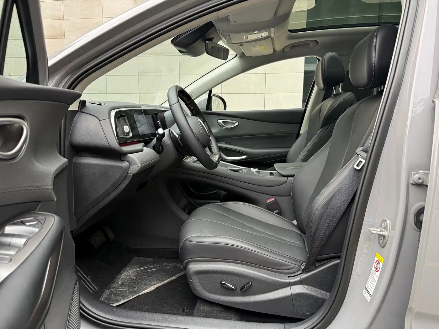 BYD Hai Shi 05 EV 2025 520KM Flagship Smart Navigation Edition фото 9