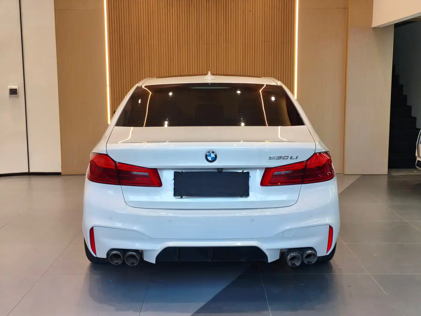 BMW 5 Series 2020 530Li Exclusive M Sport Package фото 18