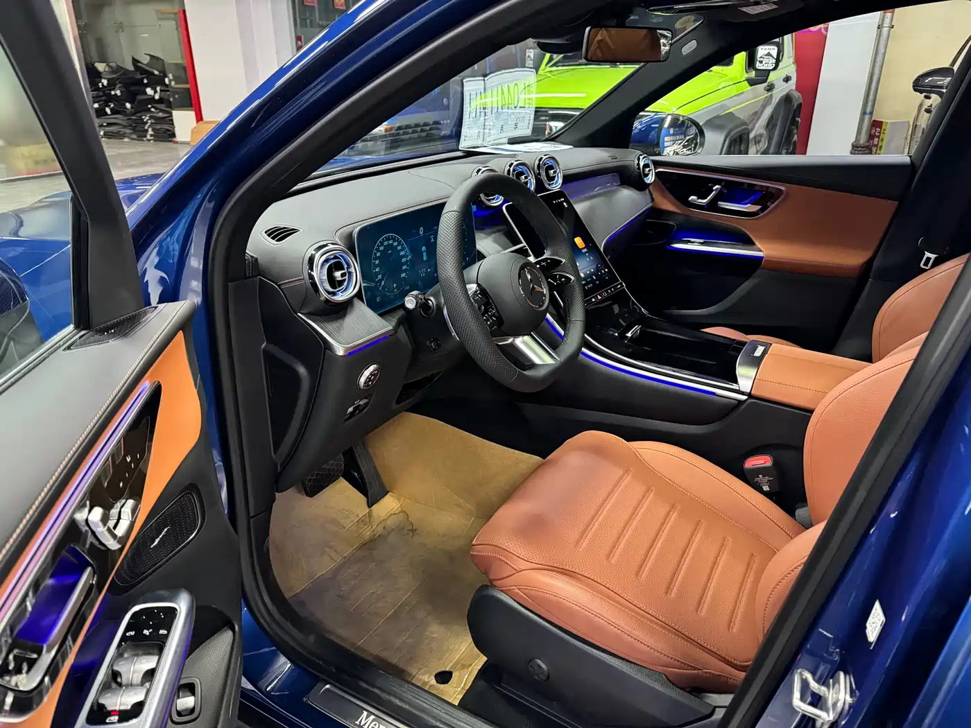 MERCEDES-BENZ GLC
