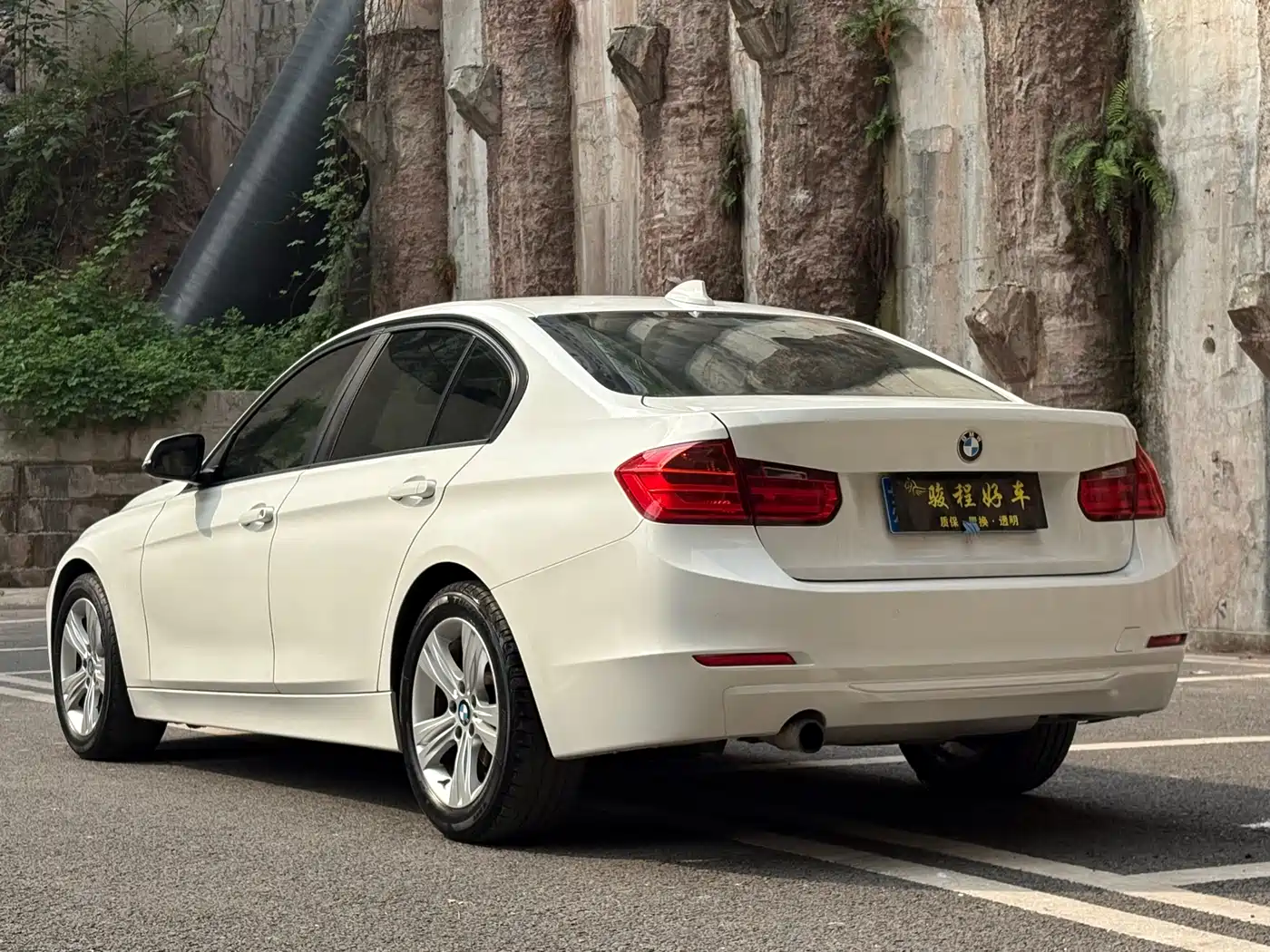 BMW 3 Series 2015 320i Fashion фото 5